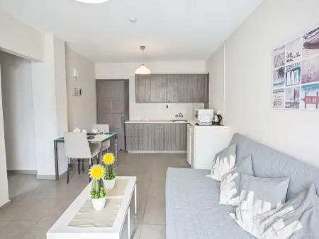 Appartement 60 m² avec balcon au cœur d'Ayia Napa : photo 4