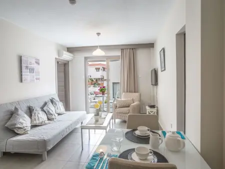 Appartement 60 m² avec balcon au cœur d'Ayia Napa : photo 5
