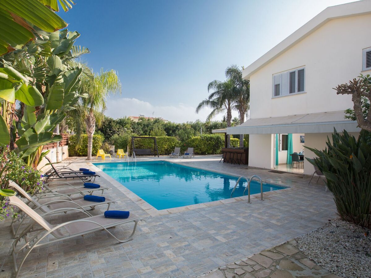 Villa 4 chambres avec piscine privée à Ayia Napa - Photo 2