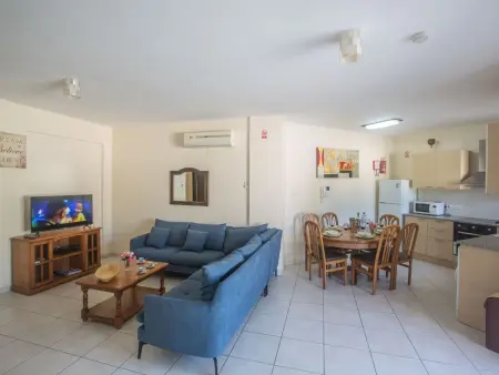 Appartement 2 chambres moderne à 2 min de Ayia Napa Square : photo 3