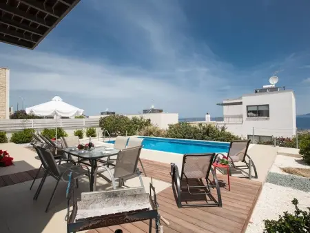 Latchi Esprit Villa EV23 - Maison vue baie : photo 2