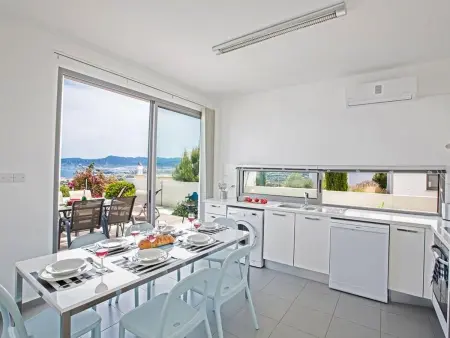 Latchi Esprit Villa EV23 - Maison vue baie : photo 11