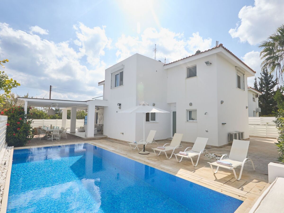 Protaras Serifos Villa SV7 100m vom Strand entfernt - Photo 2