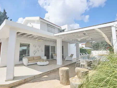 Location maison à Agios Georgios Pegeias, Protaras Serifos Villa SV7 100m vom Strand entfernt