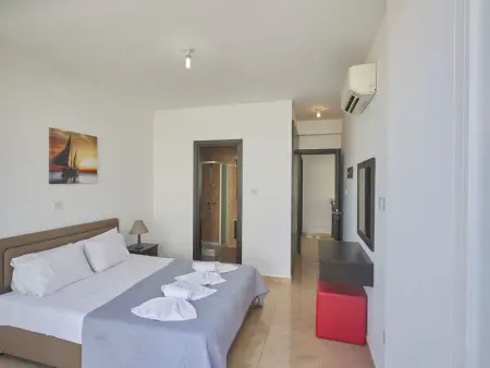 Villa moderne Kapparis, piscine privée et jardin spacieux : photo 14