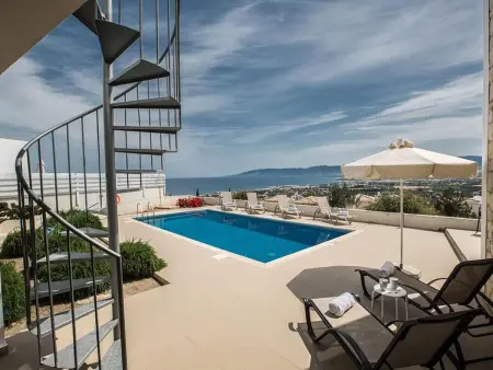 Location maison à Agios Georgios Pegeias, Latchi Ferienvilla EV20