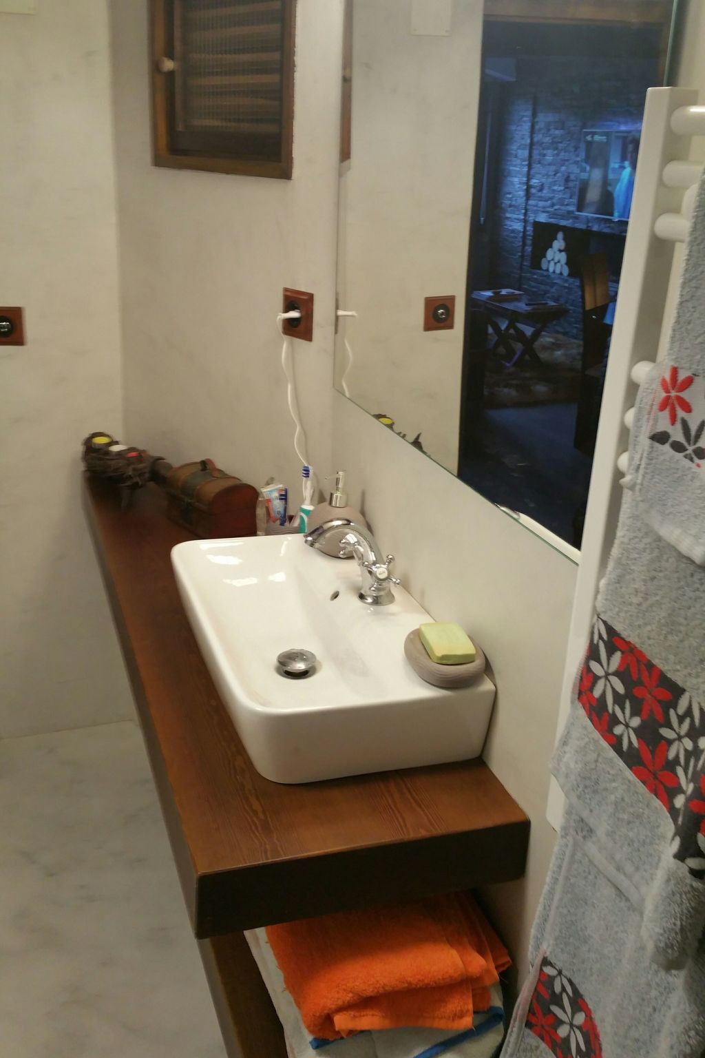 Appartement rustique 'Borredà' avec cheminée à gaz propane - Photo 33