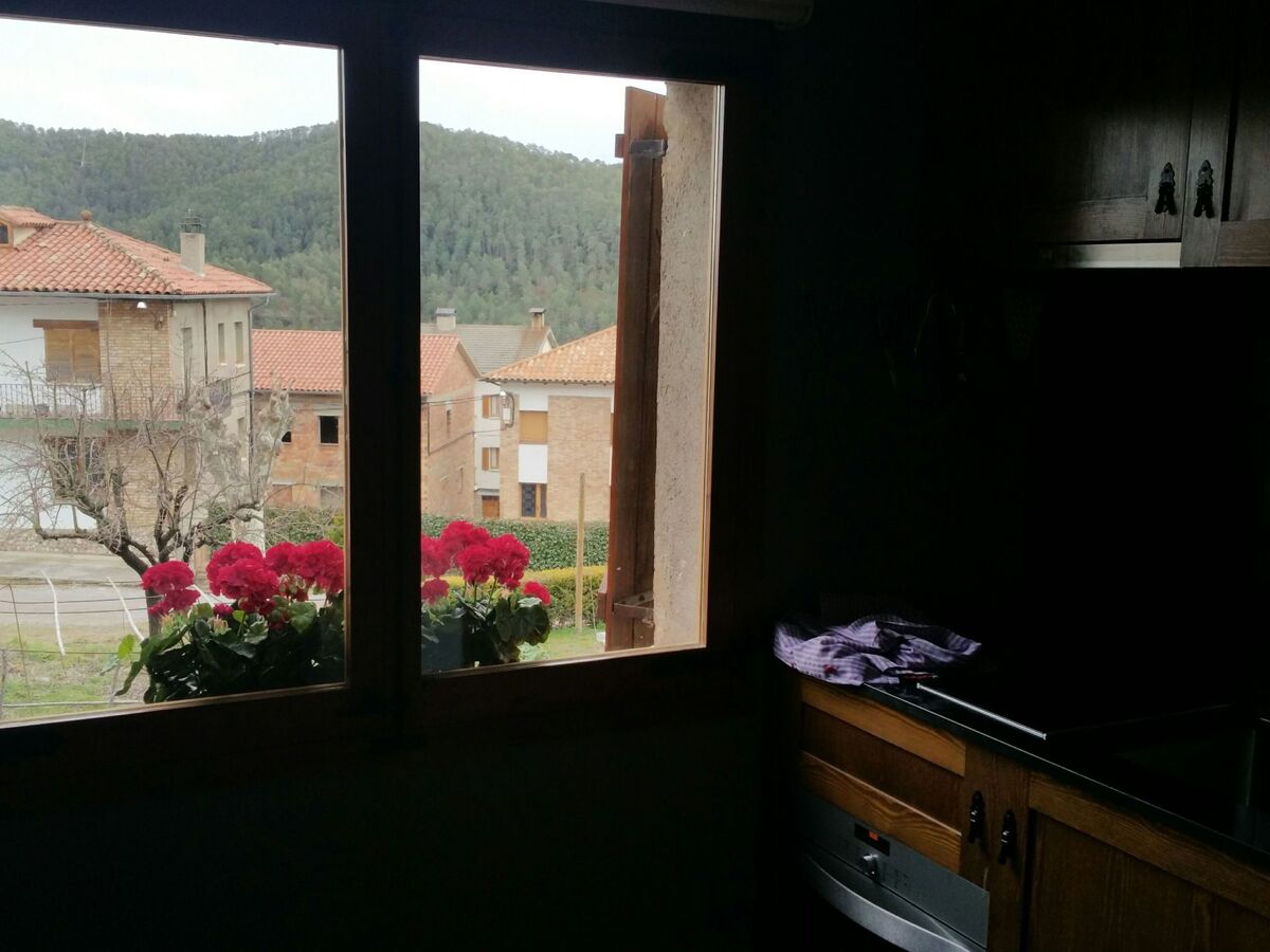 Appartement rustique 'Borredà' avec cheminée à gaz propane - Photo 35