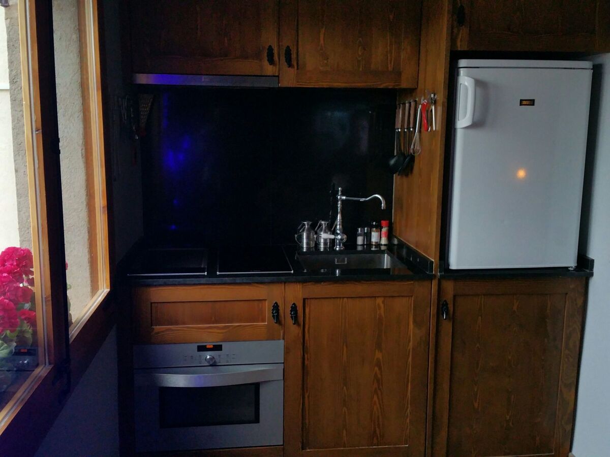 Appartement rustique 'Borredà' avec cheminée à gaz propane - Photo 36