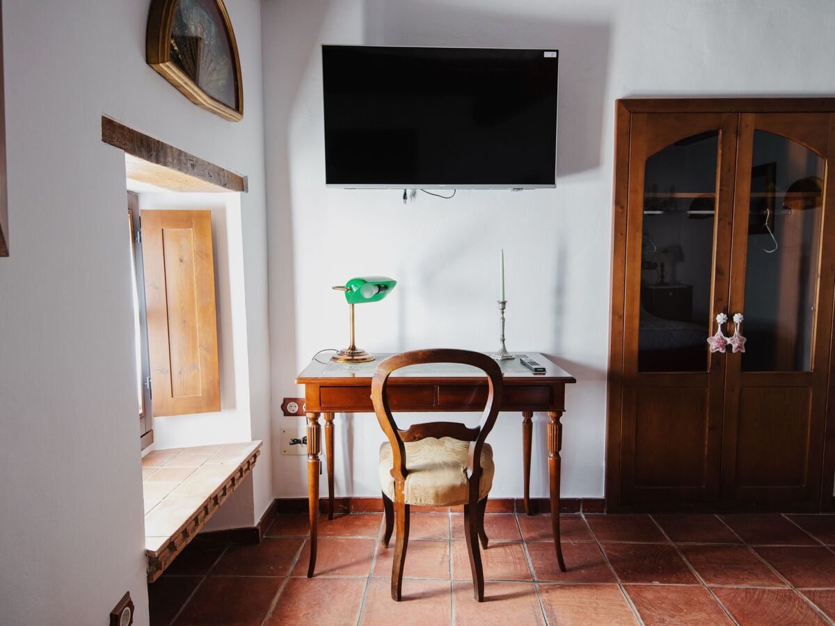 Chambre en masia du XIIe siècle à Bigues - Photo 5
