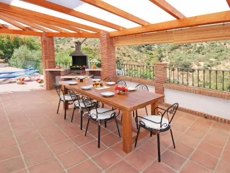 Villa Los Pinos, Beheizter Pool, Wifi, AC, BBQ, Maison 10 personnes à Comares - Photo 24