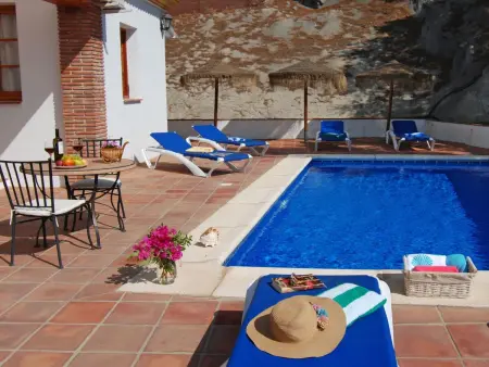 Villa Los Pinos, Beheizter Pool, Wifi, AC, BBQ, Maison 10 personnes à Comares - Photo 32