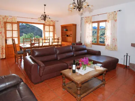 Villa Los Pinos, Beheizter Pool, Wifi, AC, BBQ, Maison 10 personnes à Comares - Photo 33