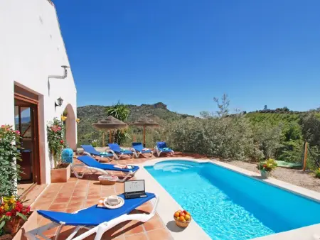 Villa Roble, Pers, Beheizter Pool, Petfriendly, Maison 8 personnes à Comares - Photo 1