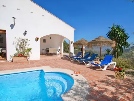 Villa Roble, Pers, Beheizter Pool, Petfriendly, Maison 8 personnes à Comares - Photo 11