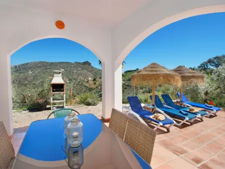Villa Roble, Pers, Beheizter Pool, Petfriendly, Maison 8 personnes à Comares - Photo 13