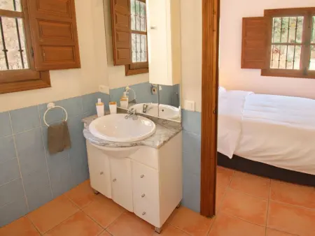 Villa Roble, Pers, Beheizter Pool, Petfriendly, Maison 8 personnes à Comares - Photo 32