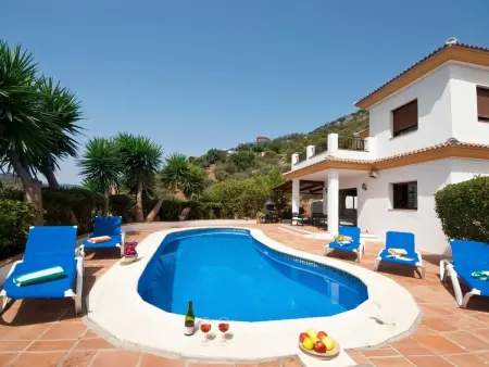 Location maison à Comares, Villa Torcal 3, beheizter Pool, Wifi, Grill.