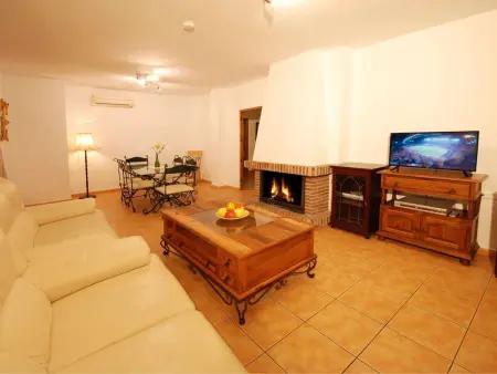 Villa Torcal 3, beheizter Pool, Wifi, Grill., Maison 8 personnes à Comares - Photo 10
