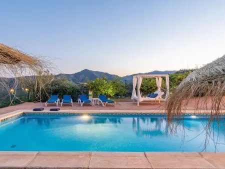 Villa Botin, beheizter Pool, AC, Meerblick, Maison 9 personnes à Comares - Photo 7