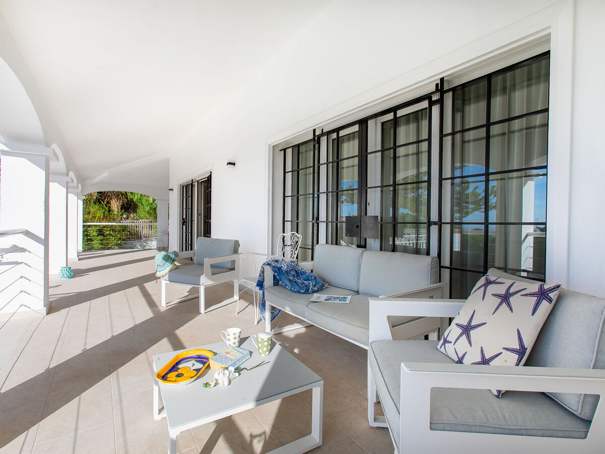 Villa Monet à Nerja : 4 chambres, piscine et vue mer - Photo 9