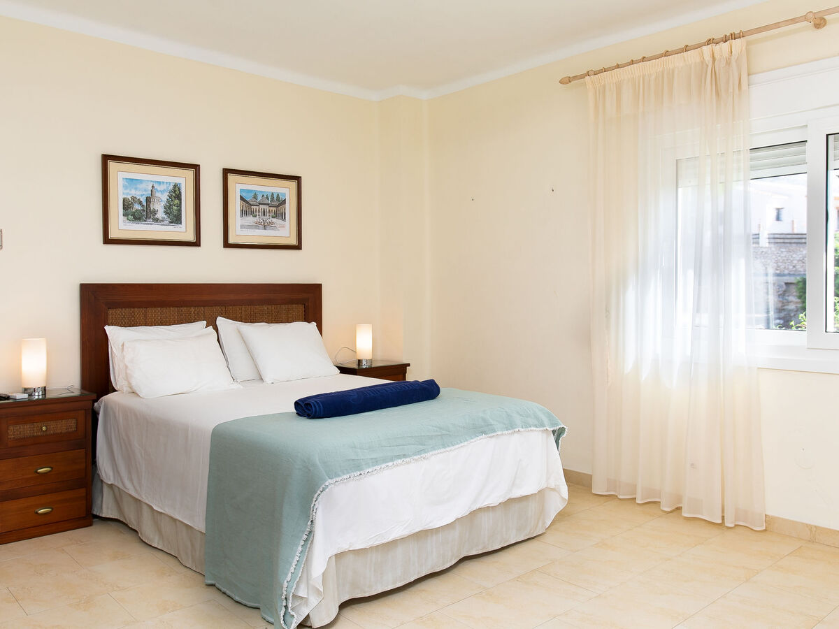 Villa Monet à Nerja : 4 chambres, piscine et vue mer - Photo 30