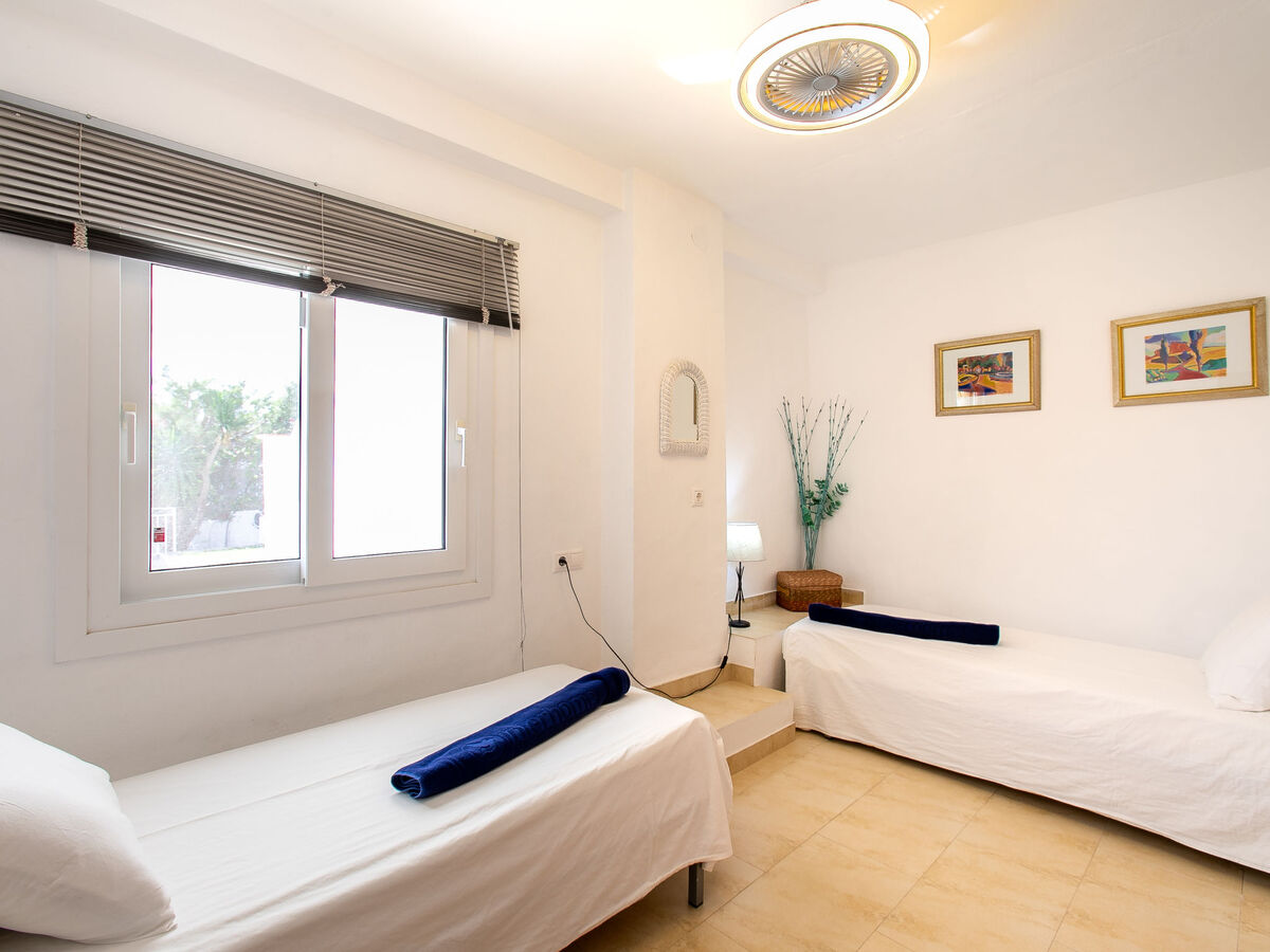 Villa Monet à Nerja : 4 chambres, piscine et vue mer - Photo 34