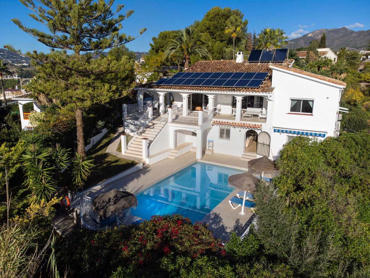 Villa Monet à Nerja : 4 chambres, piscine et vue mer - Photo 44