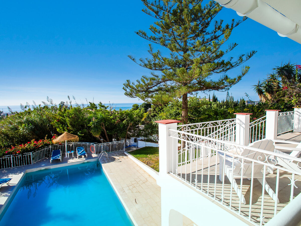 Villa Monet à Nerja : 4 chambres, piscine et vue mer - Photo 54