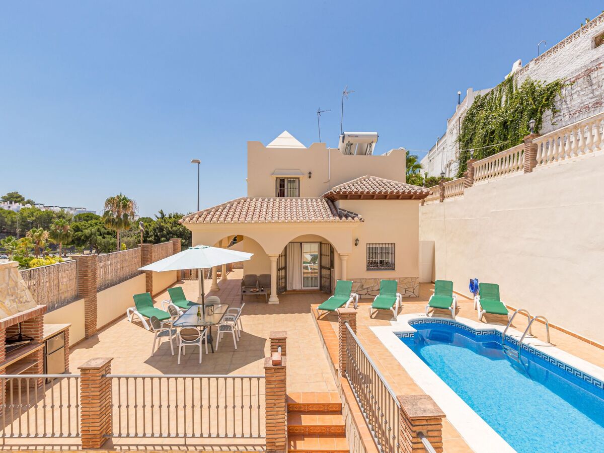Villa Oliva Nerja – Maison 3 chambres, piscine privée - Photo 1