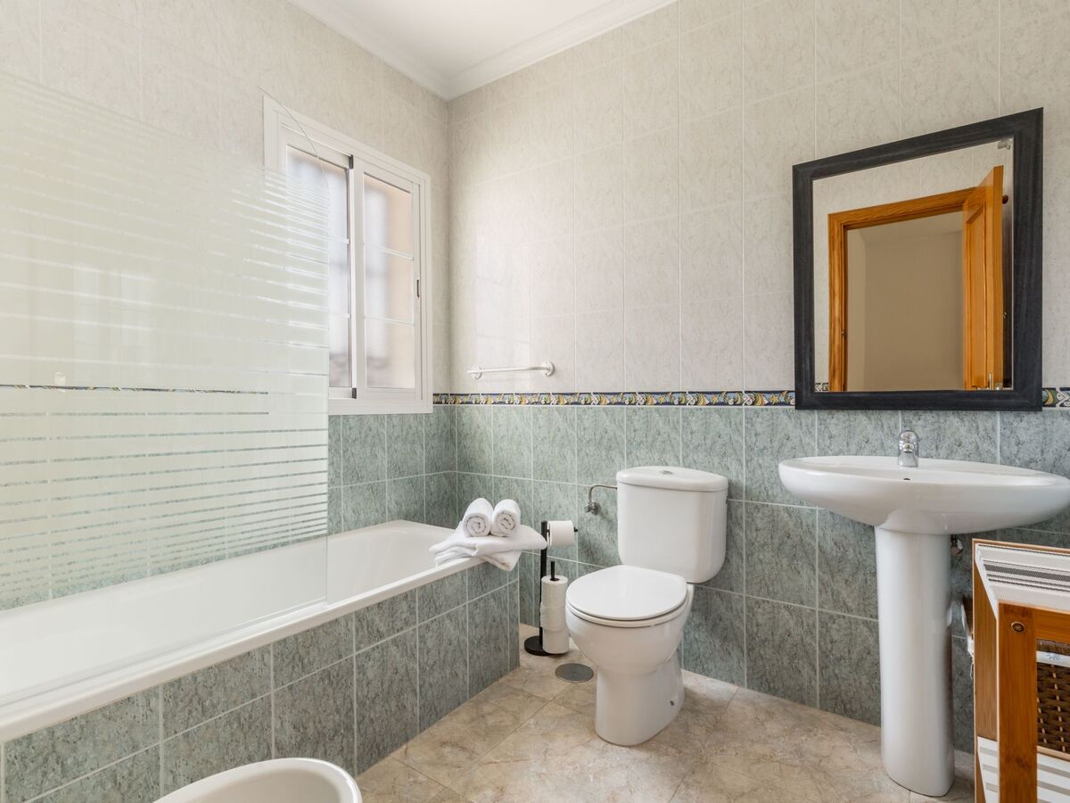Villa Oliva Nerja – Maison 3 chambres, piscine privée - Photo 15