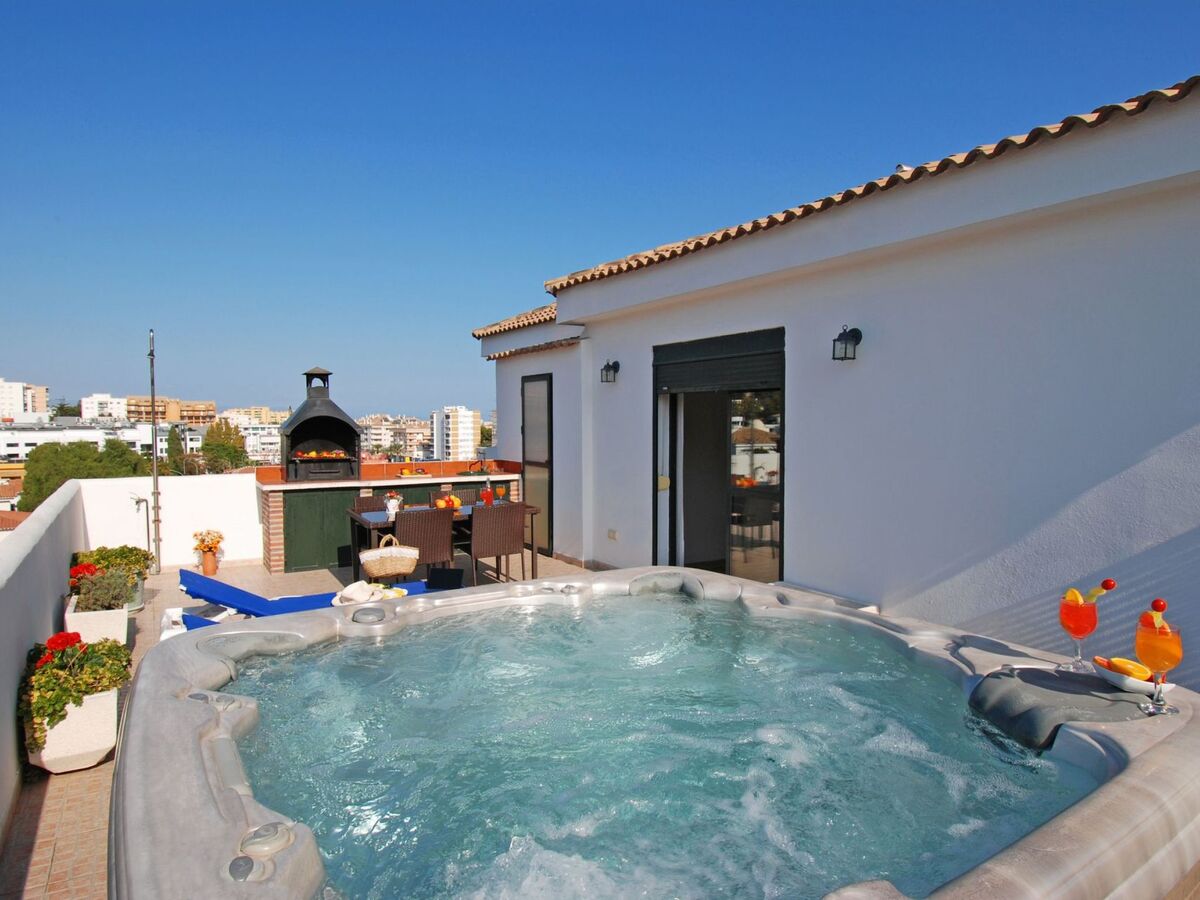 Penthouse 2 chambres avec jacuzzi à 80 m de la plage - Photo 7