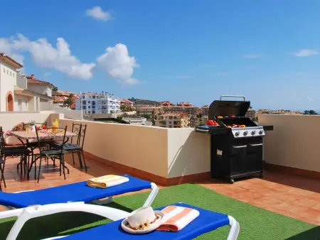 Penthouse Calahonda, terrasse jacuzzi et vue mer : photo 16