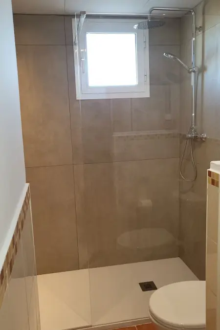Penthouse Calahonda, terrasse jacuzzi et vue mer : photo 38