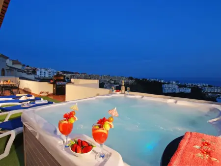 Penthouse Calahonda, terrasse jacuzzi et vue mer : photo 41