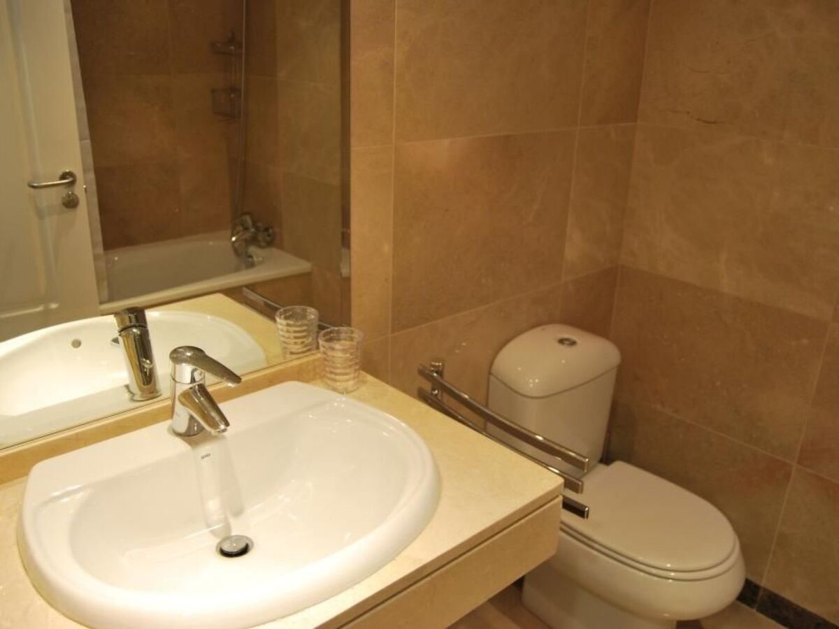 Appartement 88 m² avec 4 piscines et vue mer à San Roque - Photo 8