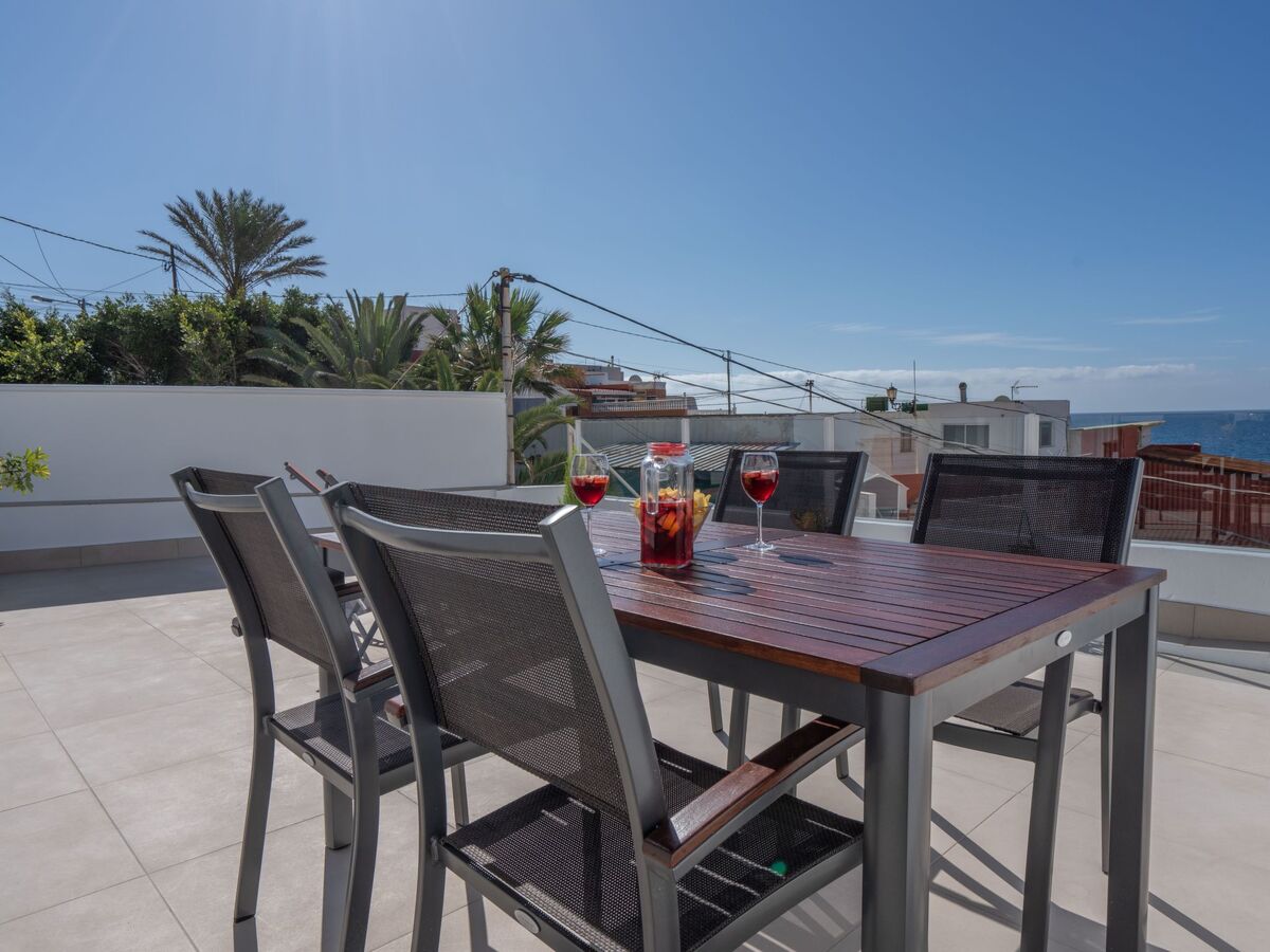 Maison grotte avec terrasses face à la mer à Radazul - Photo 4