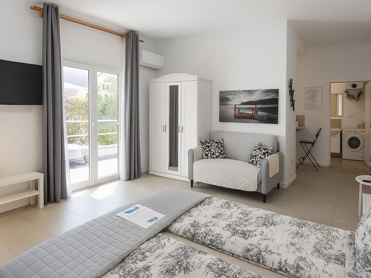 Studio avec terrasse privée à 350 m de la mer - Photo 4