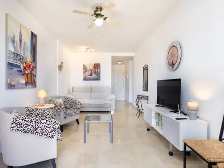 Appartement Balandros Sun – balcon, piscine, à 250 m de la mer : photo 12