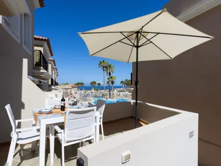 Appartement Palm-Mar : terrasse vue mer et piscine chauffée : photo 20