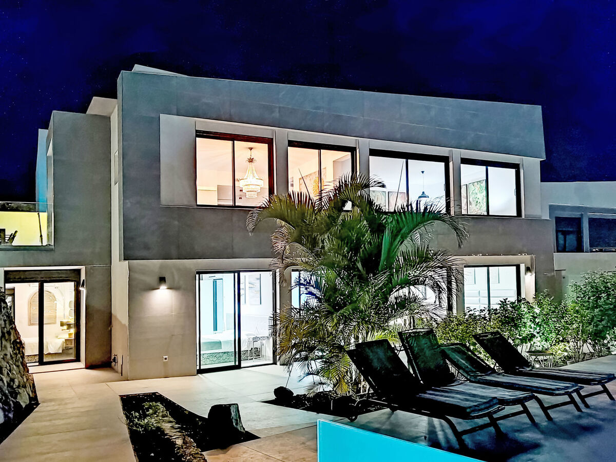 Villa Diamante à Maspalomas : 5 chambres, piscine chauffée - Photo 1