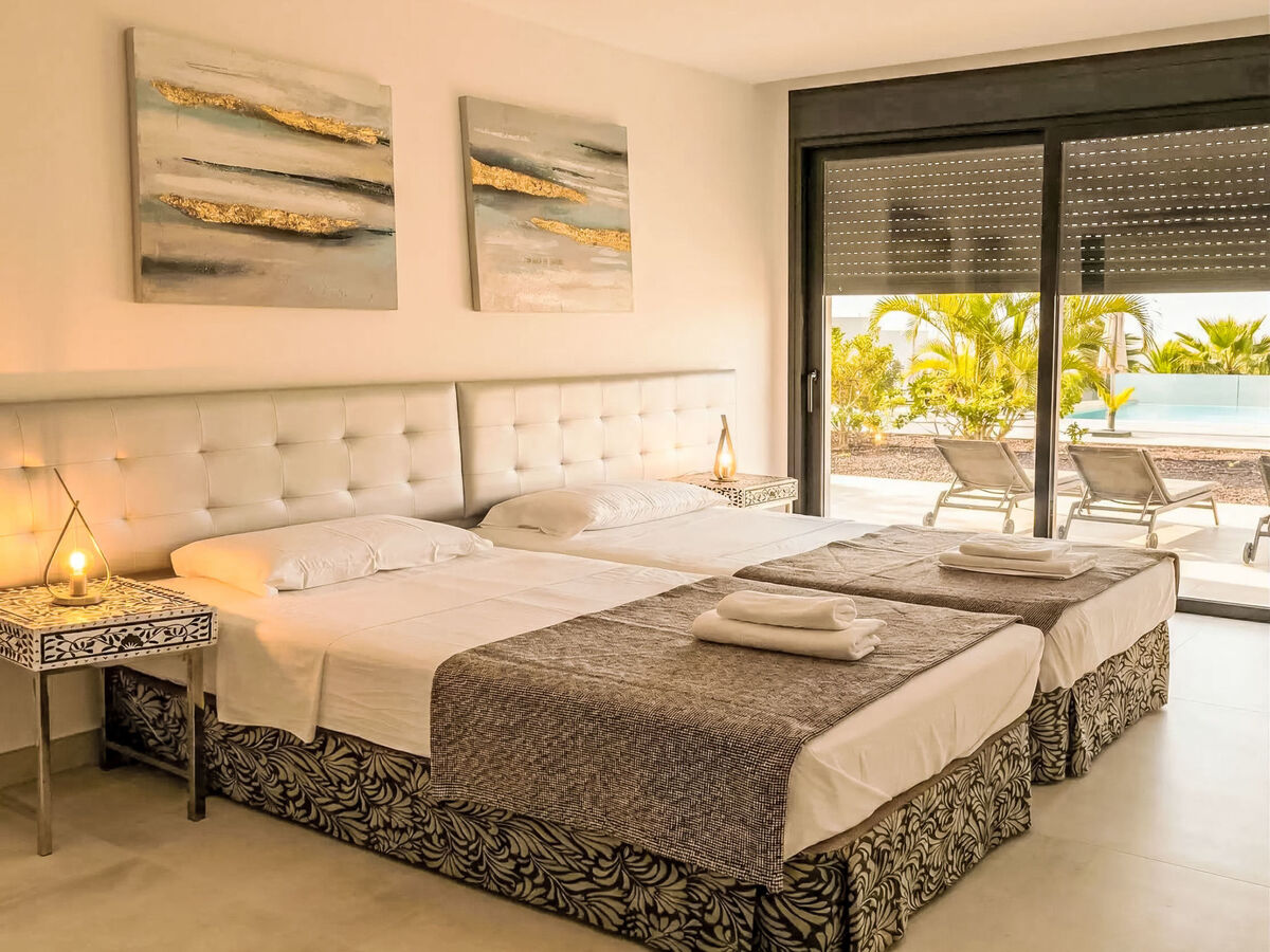 Villa Diamante à Maspalomas : 5 chambres, piscine chauffée - Photo 10