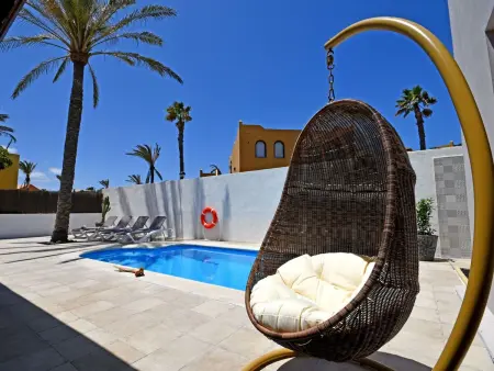 Komfortables Ferienhaus in Corralejo mit privatem Garten und beheiztem Pool - Photo 27
