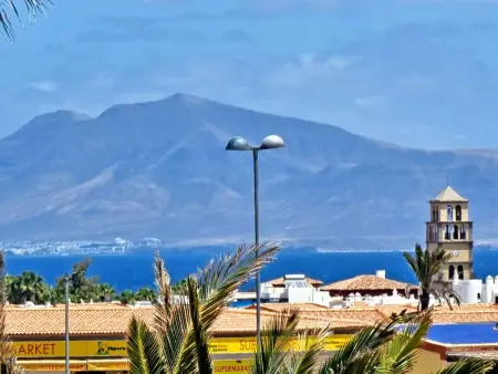 Komfortables Ferienhaus in Corralejo mit privatem Garten und beheiztem Pool - Photo 45