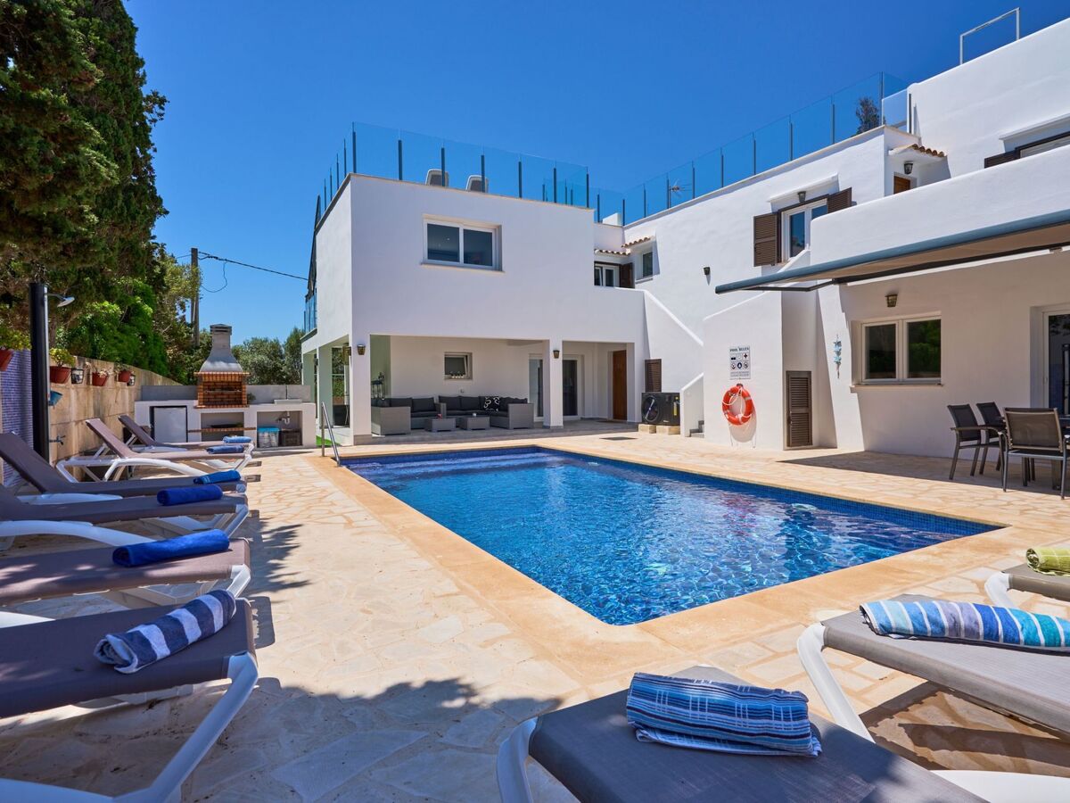 Maison Guadi à Santanyí : 6 chambres, piscine et vue sur Porto Petro - Photo 2