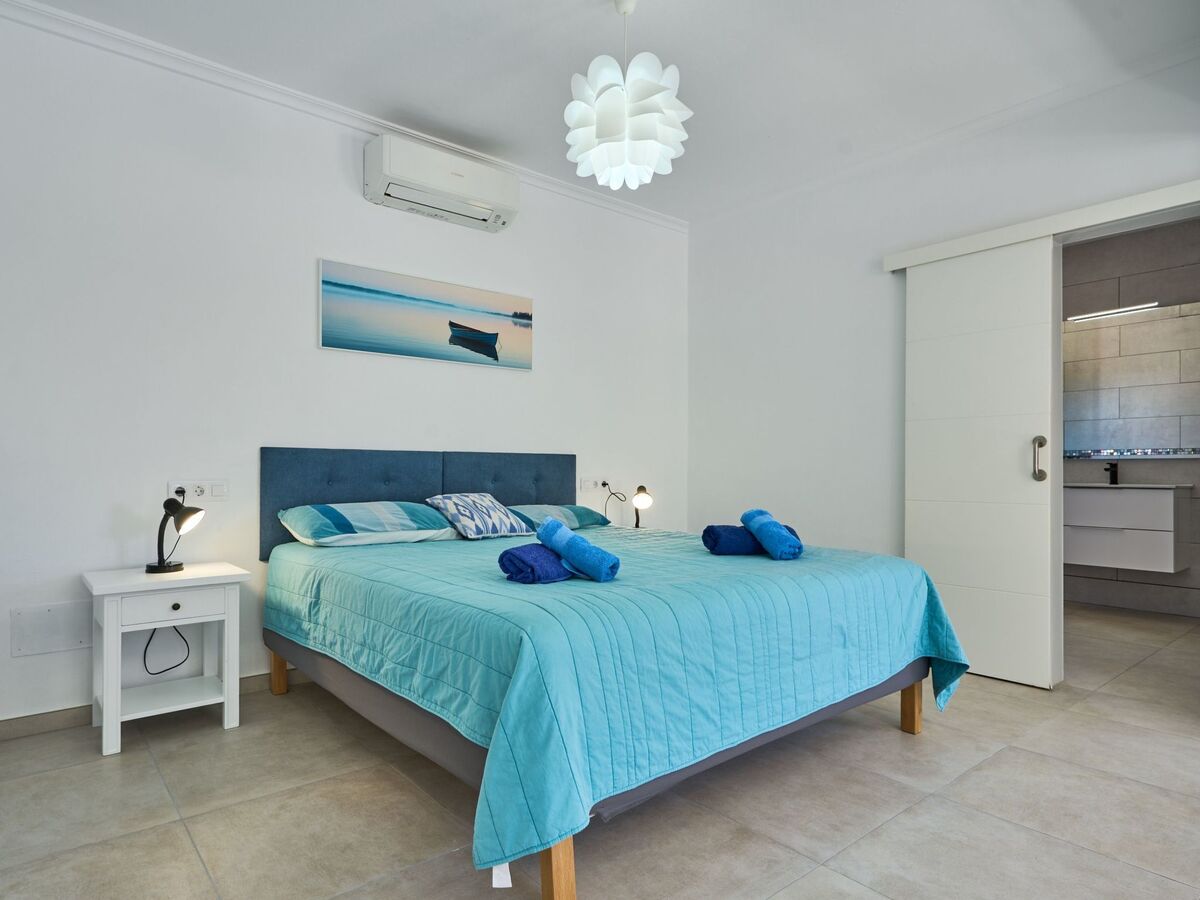 Maison Guadi à Santanyí : 6 chambres, piscine et vue sur Porto Petro - Photo 33