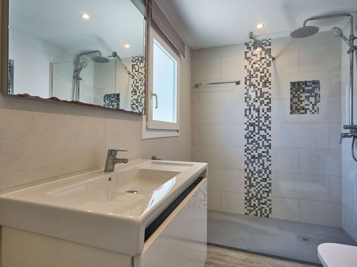 Maison Guadi à Santanyí : 6 chambres, piscine et vue sur Porto Petro - Photo 44