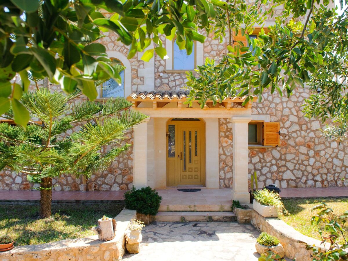 Maison en pierre à Santanyí, piscine et terrain de 9 000 m² - Photo 3