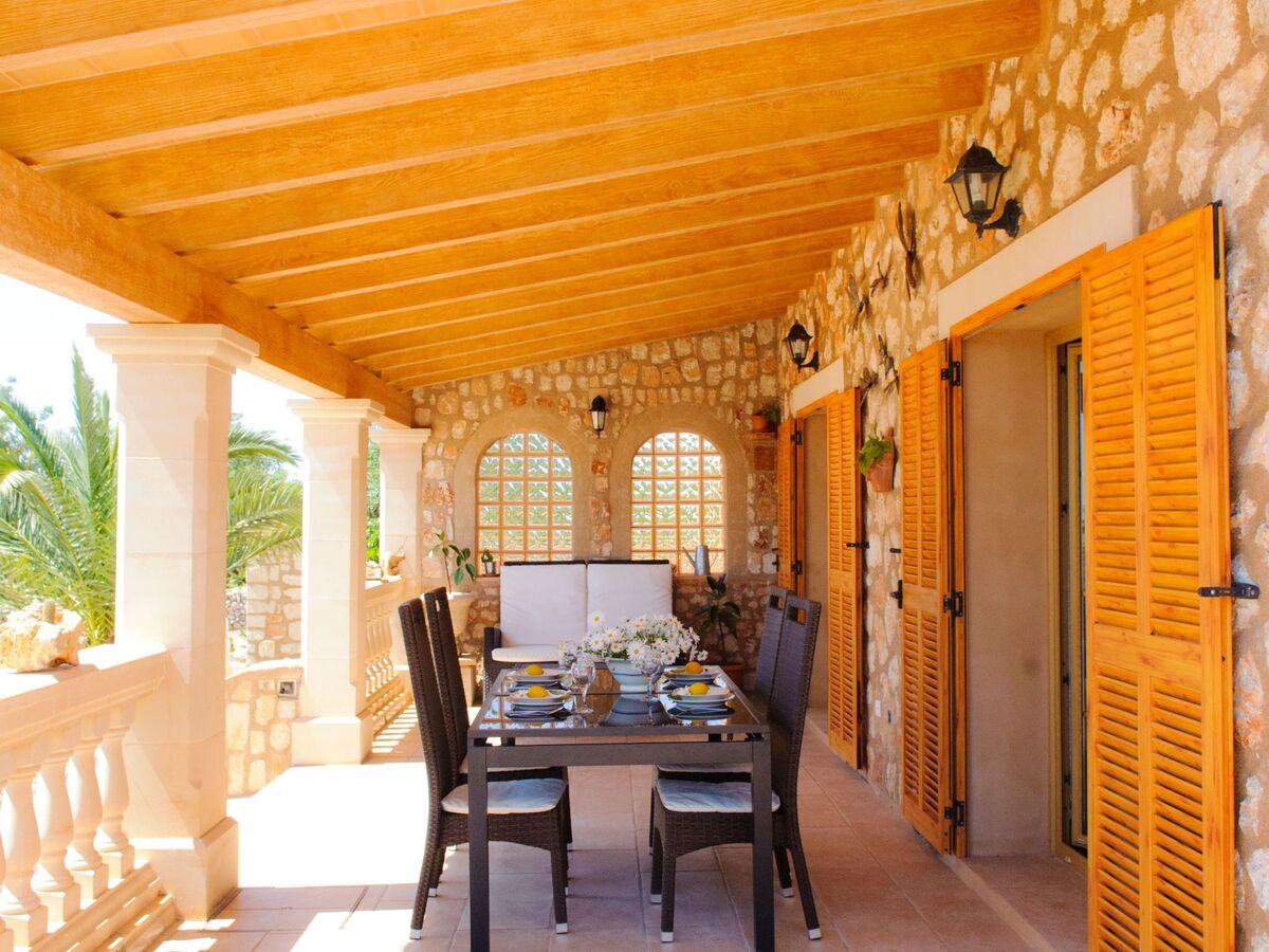 Maison en pierre à Santanyí, piscine et terrain de 9 000 m² - Photo 4