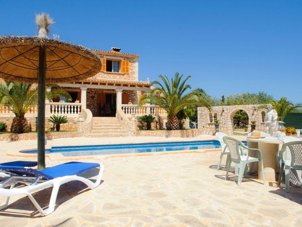 Maison en pierre à Santanyí, piscine et terrain de 9 000 m² - Photo 7